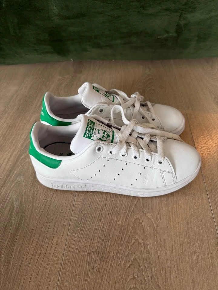 Adidas Stan Smith sneakers - Size 6 - photo 2