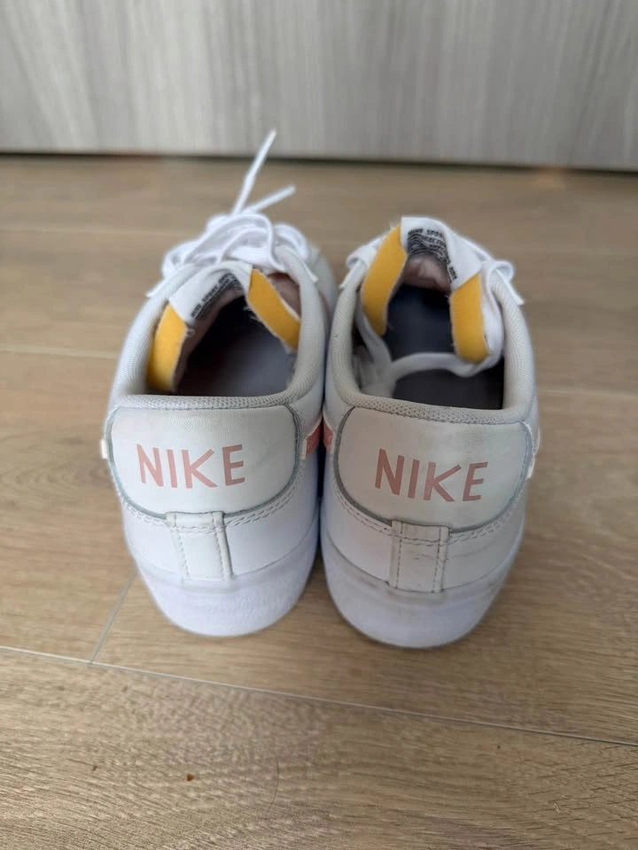 Nike Blazer Low Platform Sneakers White Pink - Size 7.5 - photo 5