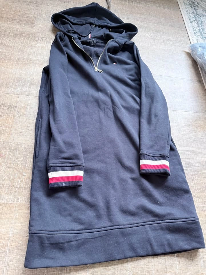 Moving Sale: Men's and Women's Clothing - photo 3