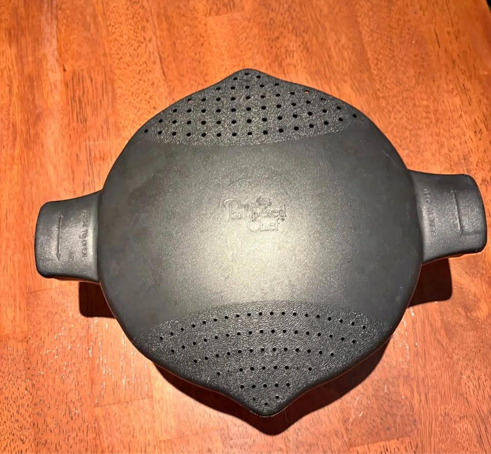 Pampered Chef Microwave Steam Cooker