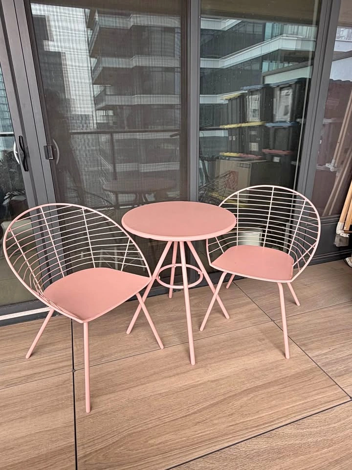 Pink Metal Bistro Patio Set – 2 Chairs + Table