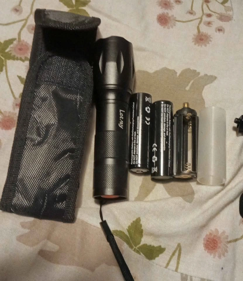 LETMY Ultra-Bright LED Tactical Flashlight, Zoomable - photo 5