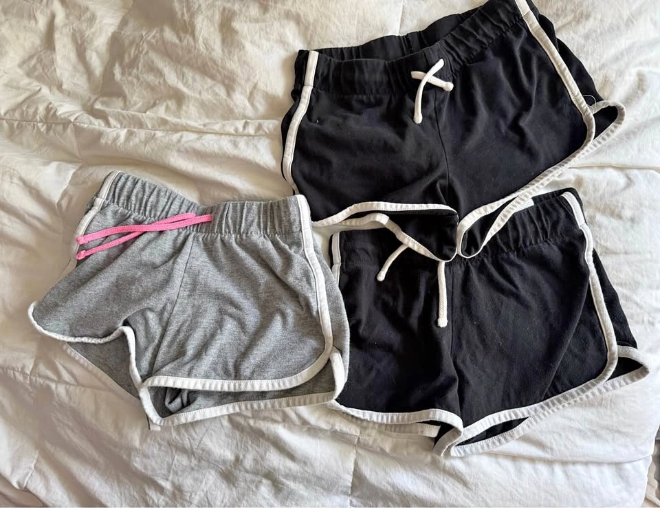 3 pairs of Old Navy Dolphin Shorts Size M (8)