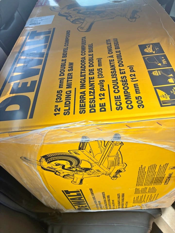 DEWALT 12" Double Bevel Compound Sliding Miter Saw
