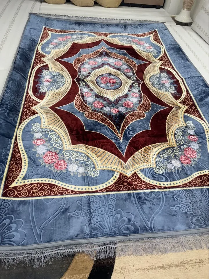 New gray brown beige combination carpet size 6.5 x 9.5 foot image indicator(2)