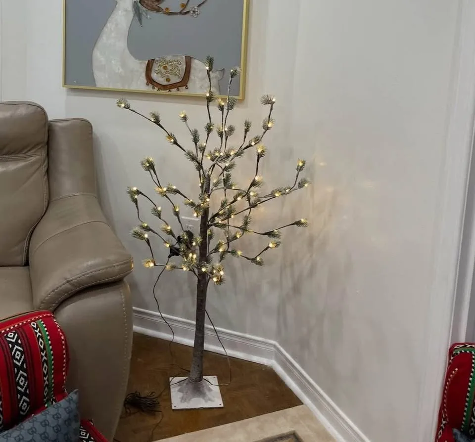 Light Up Tree 4 ft - Holiday/Winter/Halloween Decor image indicator(7)