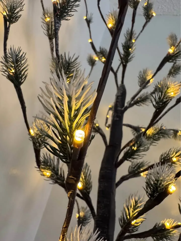 Light Up Tree 4 ft - Holiday/Winter/Halloween Decor image indicator(9)