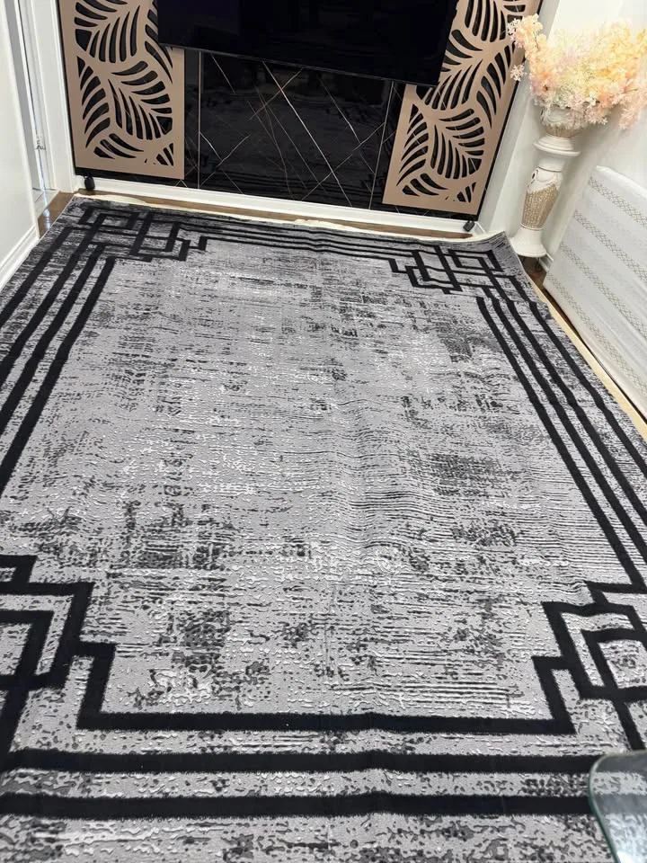 Big Modern Area Rug Elegant design Must see in person... image indicator(3)