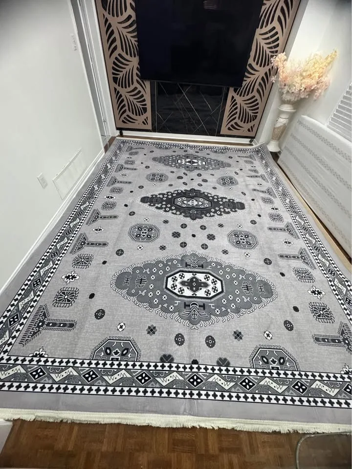 New elegant modern Persian design carpet 7x10 & 10x13 image indicator(7)