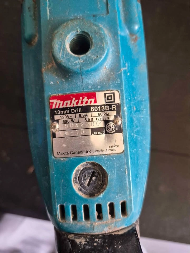 Makita high torque drill - photo 2