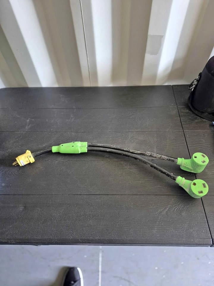 15 to 30 amp splitter
