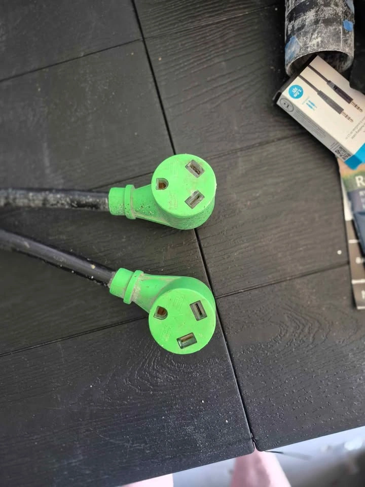 15 to 30 amp splitter - photo 2