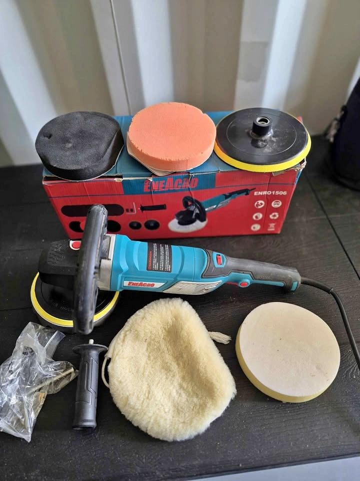 Car polisher
