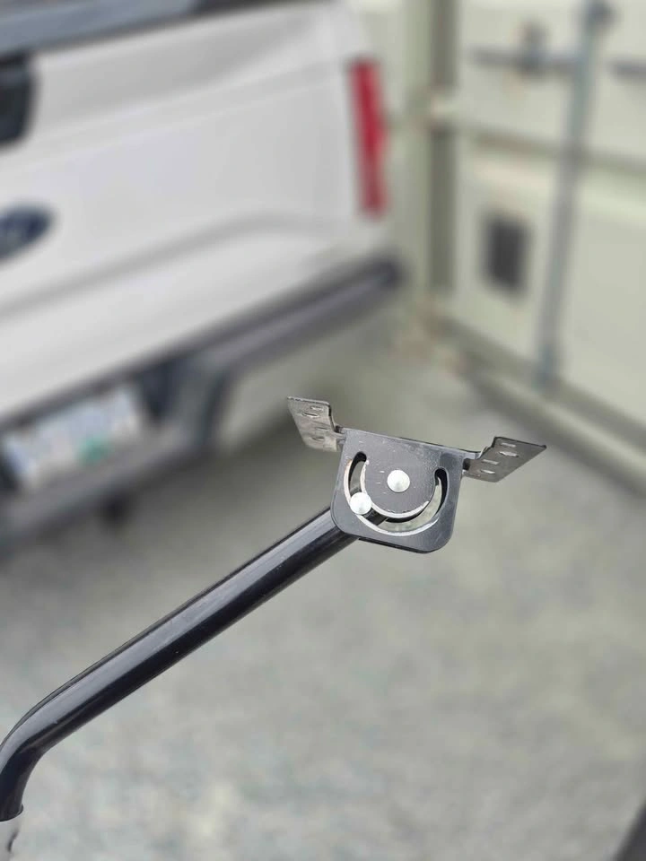 Pole mount - photo 3