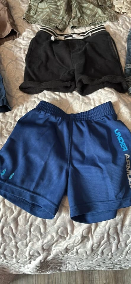 Under Armour and Mixed Brand Boys Shorts Bundle - photo 3