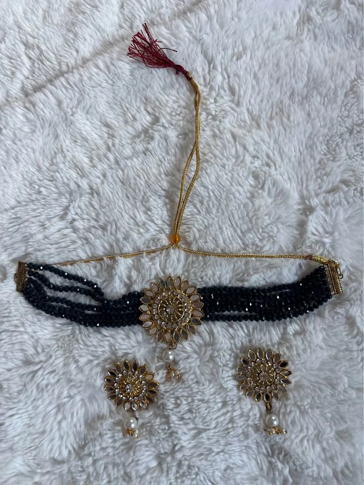 Kudan Choker Necklace and Earring Set - photo 2