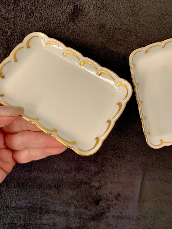 2 Limoges porcelain trinket dishes handpainted with 24k gold