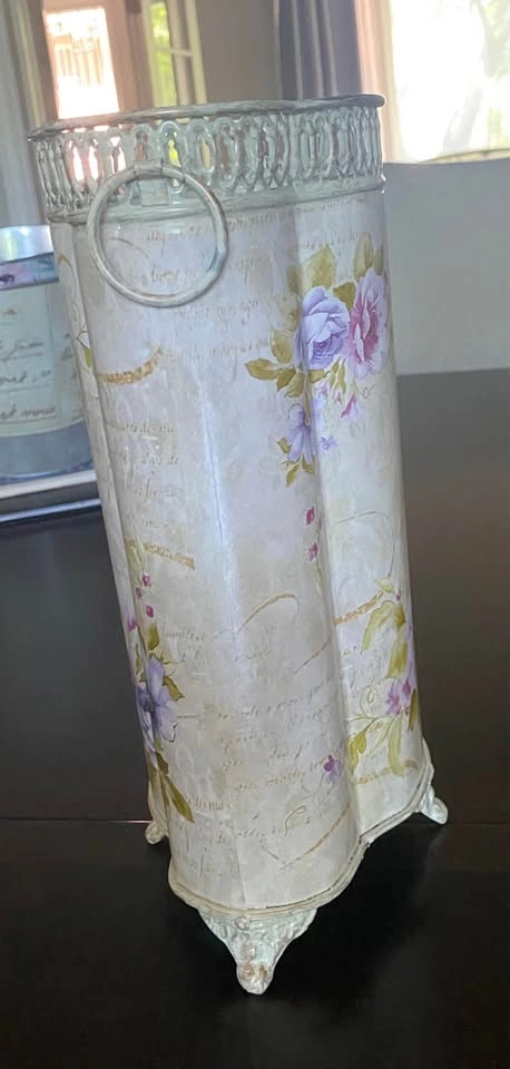 Vintage Floral Metal Floral Vase/Bucket - photo 4