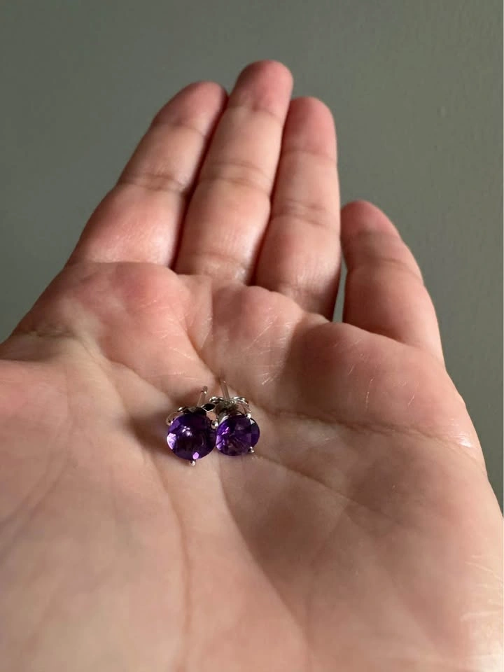 Silver Amethyst Stud Earrings - photo 3