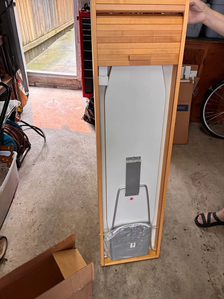 Wall mounted hidden ironing board - photo 2