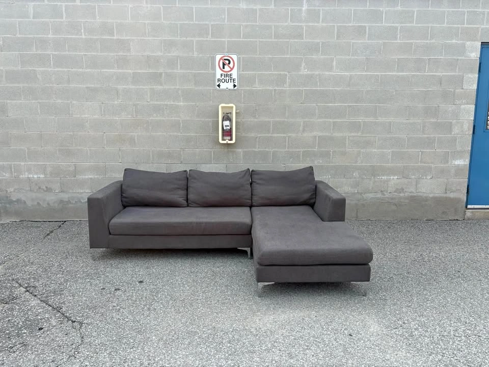 Grey L Shaped Sectional Couch with Chaise