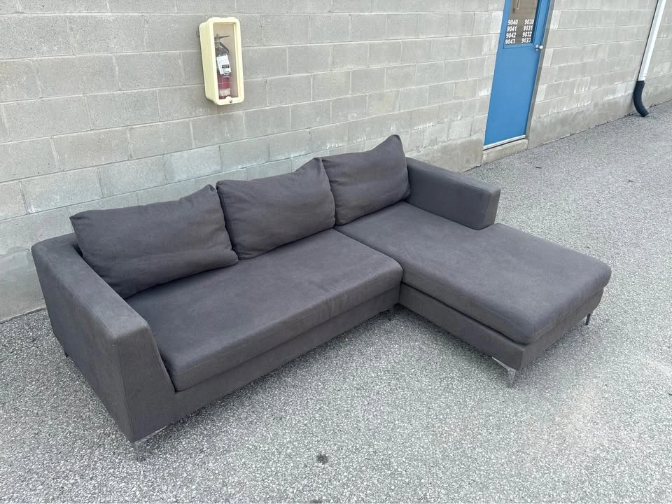 Grey L Shaped Sectional Couch with Chaise - photo 3
