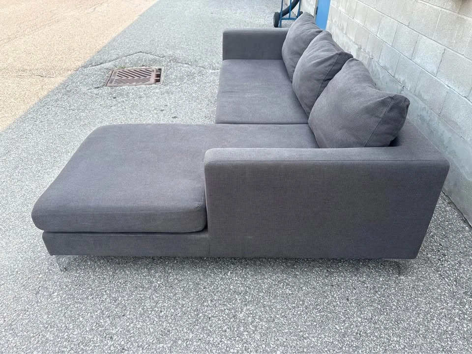 Grey L Shaped Sectional Couch with Chaise - photo 4