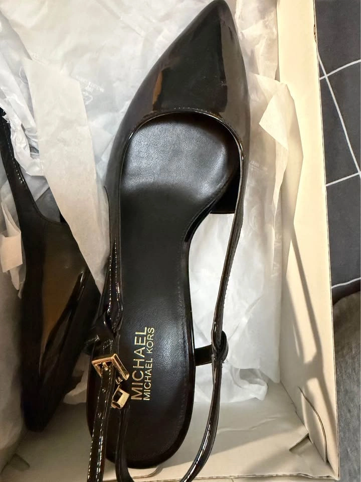 Michael Kors Vanessa Flex Sling Black Shoes for Women (Size 7) - photo 3