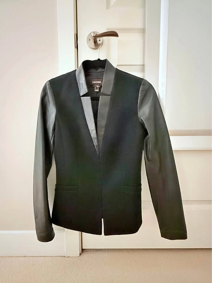 Genuine Leather and Wool Blazer (Size US 0)