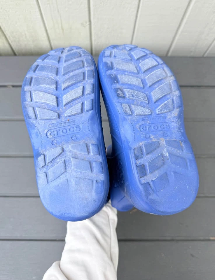 CROCS Rain Boots (Size J1) - photo 4