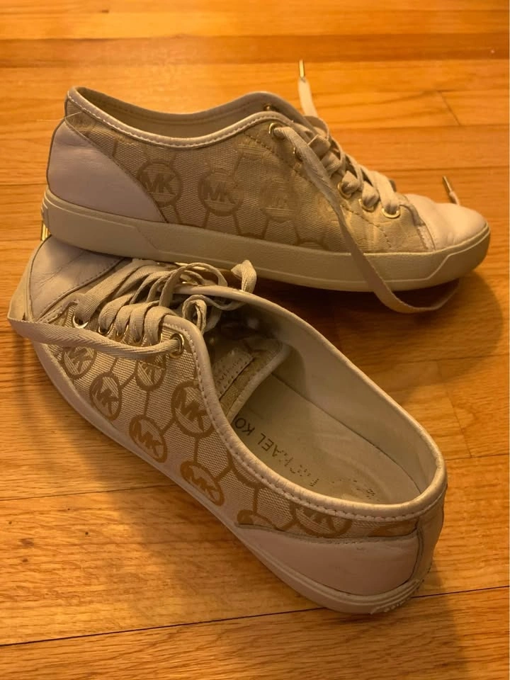 Michael Kors Logo Monogram Sneakers Women's 6.5M