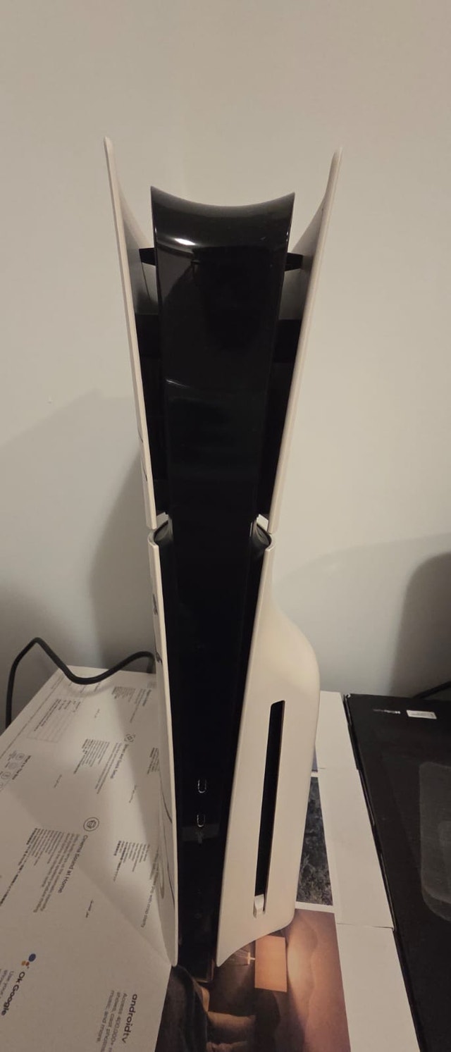 PS5 Slim Ghost of Yōtei Black Limited Edition - photo 2