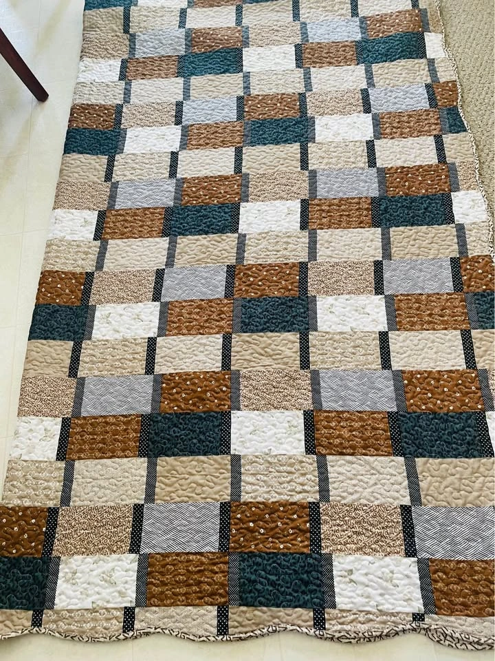 Beautiful Queen quilt set + 2 pillowcases - photo 2