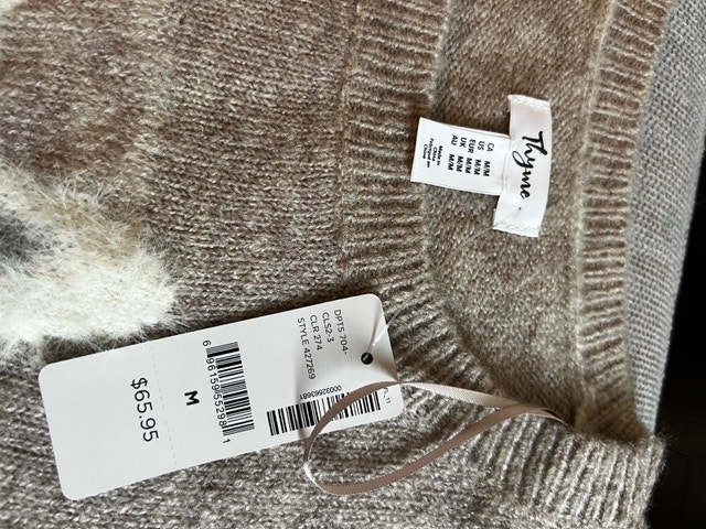 Thyme Maternity Llama Sweater - photo 3