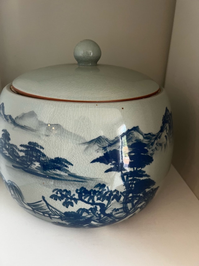 Kweichow Moutai Porcelain Jar - photo 2