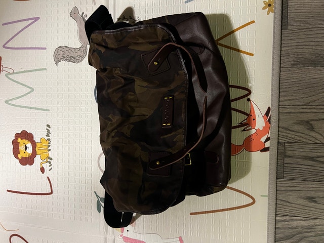 Dr. Martens Camouflage Messenger Bag - photo 3