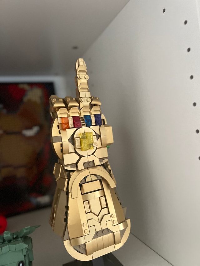 LEGO Infinity Gauntlet - photo 2