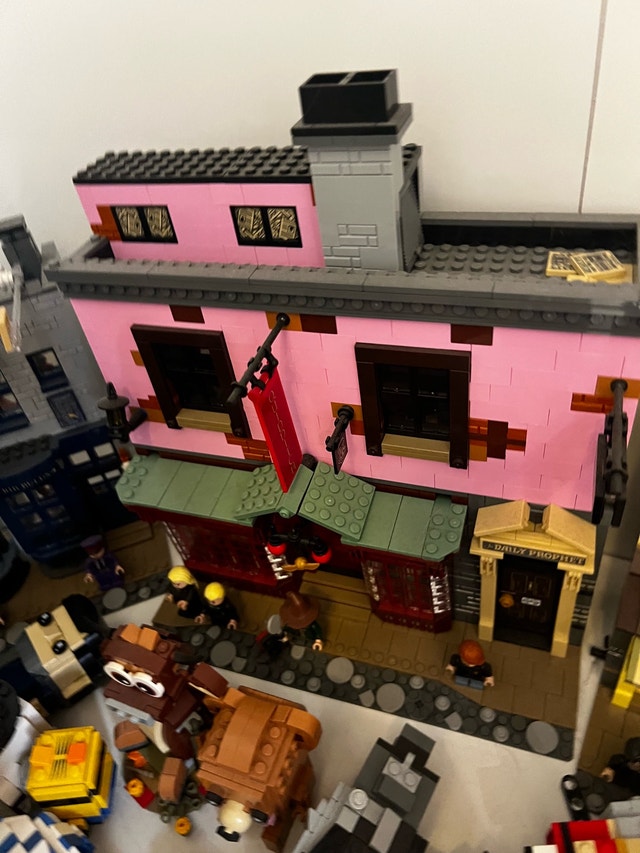 LEGO Harry Potter Diagon Alley