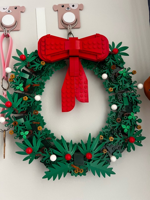LEGO Holiday Wreath