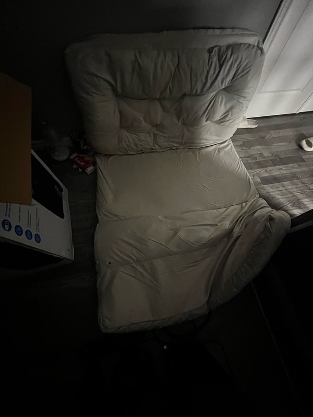 Convertible Floor Chair - photo 2