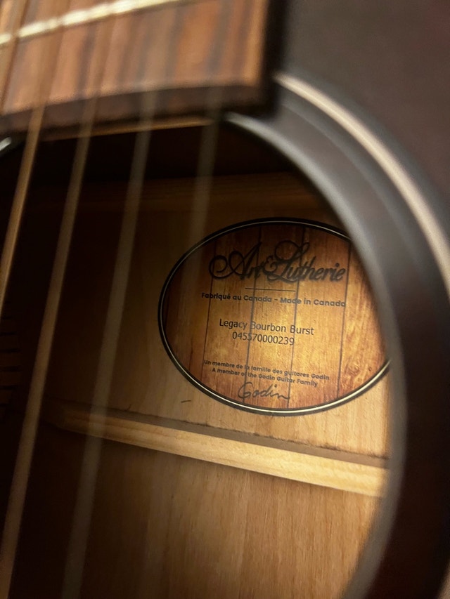 Art & Lutherie Legacy Bourbon Burst Acoustic Guitar - photo 2