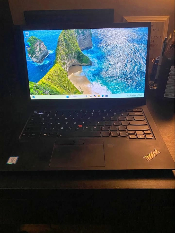 Lenovo ThinkPad X1 Carbon