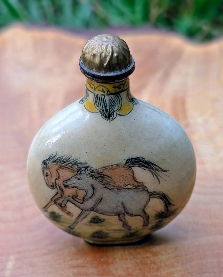 Vintage Enamel on Copper Horse Snuff Bottle
