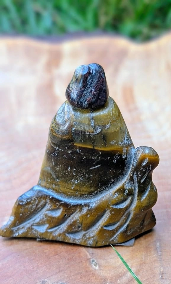 Premium Hand-Carved Tiger's Eye Snuff Bottle (Hollowed)