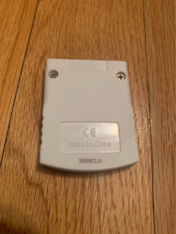 Pelican Brand GameCube memory card / VG condition - photo 2