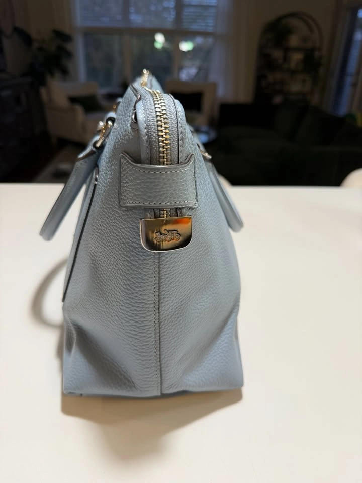 Coach Purse - excellent condition - photo 4