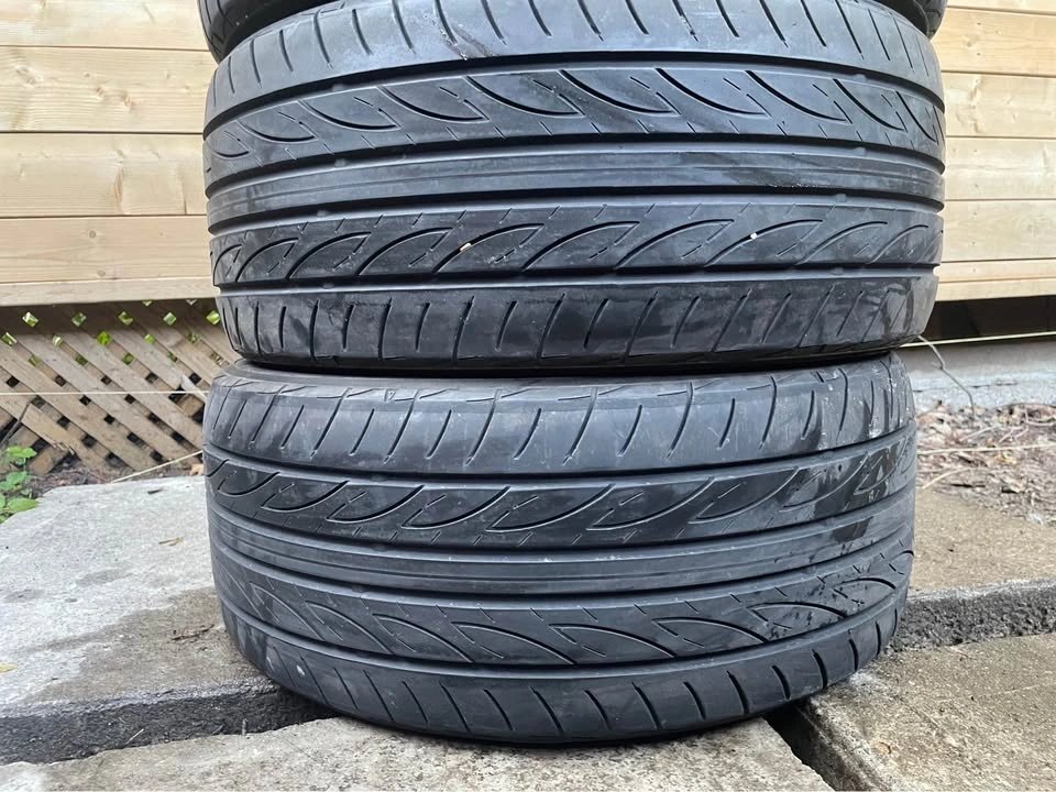 225/40R18 Yokahama All Season Tires - Set of 4 - photo 3