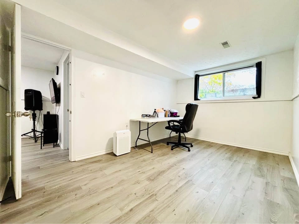 2 Beds 1 Bath - House - photo 5
