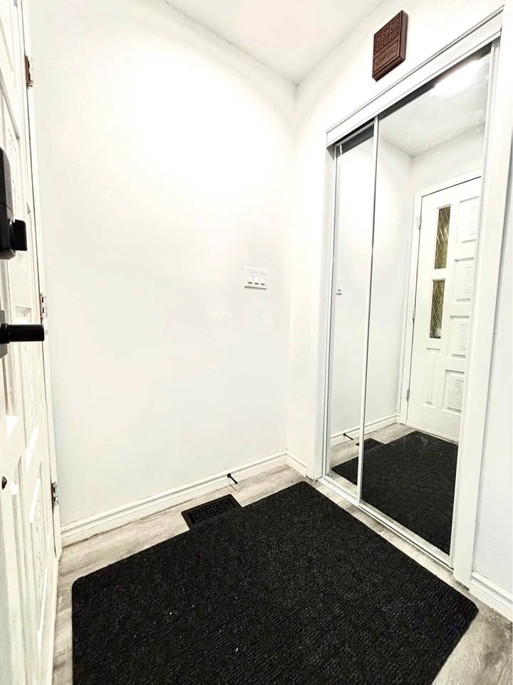 3 Beds 1 Bath - House - photo 4