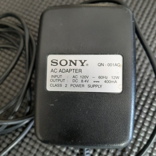 SONY P9750 AC DC Adapter QN-001AC 8.4V 400mA Power Supply - photo 2